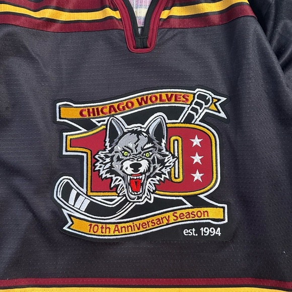Vintage Chicago Wolves 10th Anniversary Hockey Jersey Medium - Picture 4 of 9